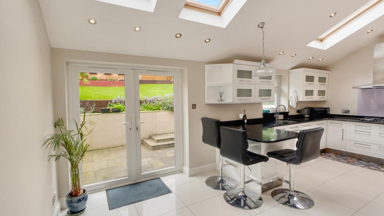 Cosy Luxurious Family Home London Exteriör bild